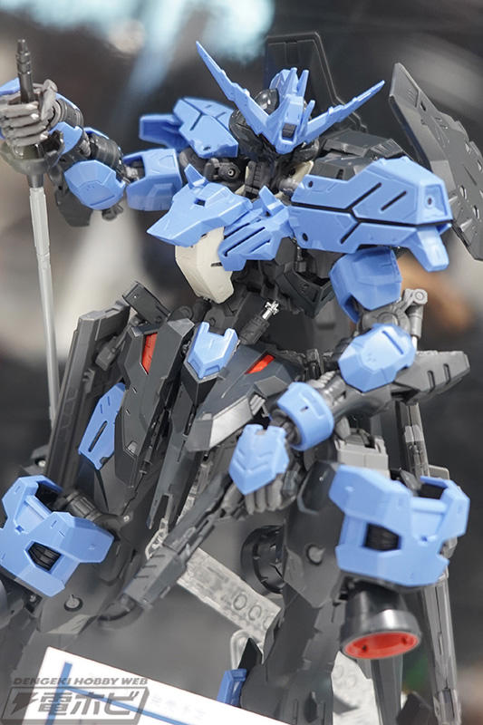 Zガンダム』ガンプラ「HG 1/144 サイコ・ガンダムMk-II」が展示