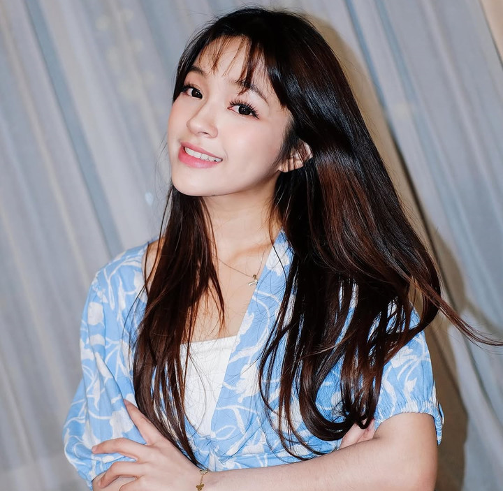 Alasan Elsa Japasal Lebih Suka Gunakan Namanya Sendiri Alasan Elsa Japasal Lebih Suka Gunakan Namanya Sendiri