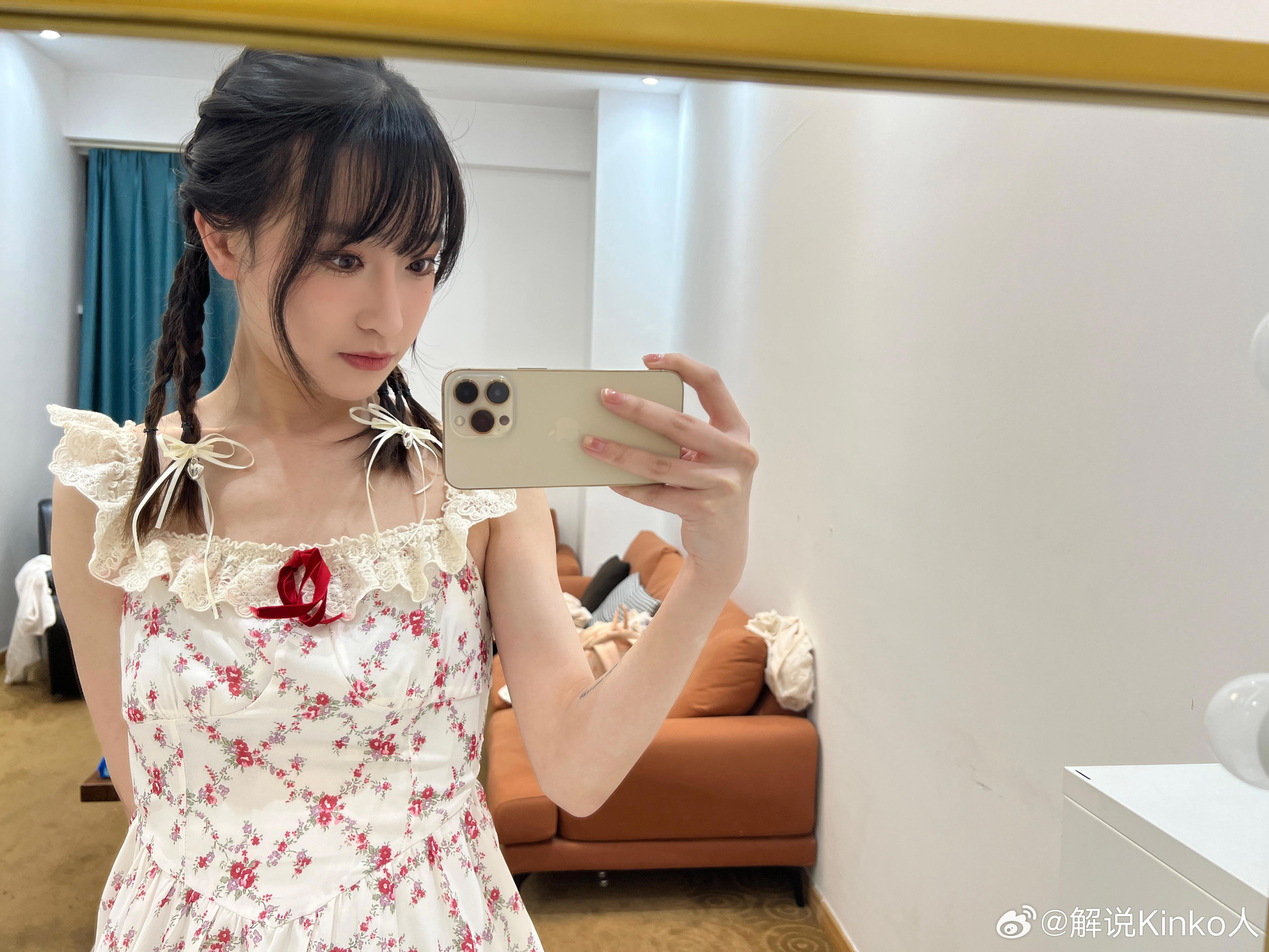 Kinko分享解说时光杯上班照：好耶，还是上班