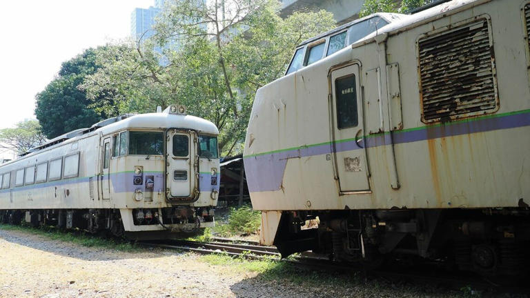 鉄道部品】国鉄183系 車両プレート 【公式通販】