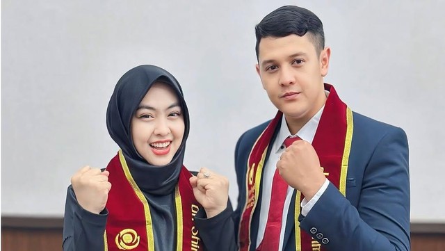 Terpopuler: Dr. Shindy, Sahabat Ria Ricis, Lulus S2 Kedokteran dan Menikmati Bahagianya sebagai Istri
