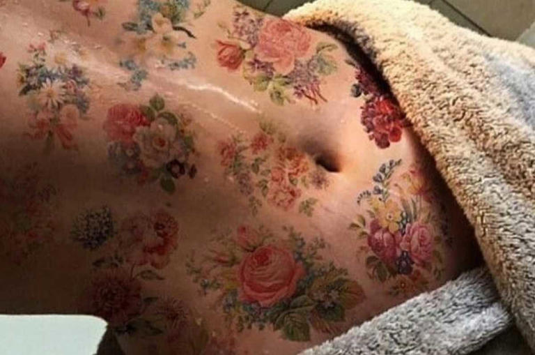 10 tatuajes sexis para mujeres atrevidas en la pelvis