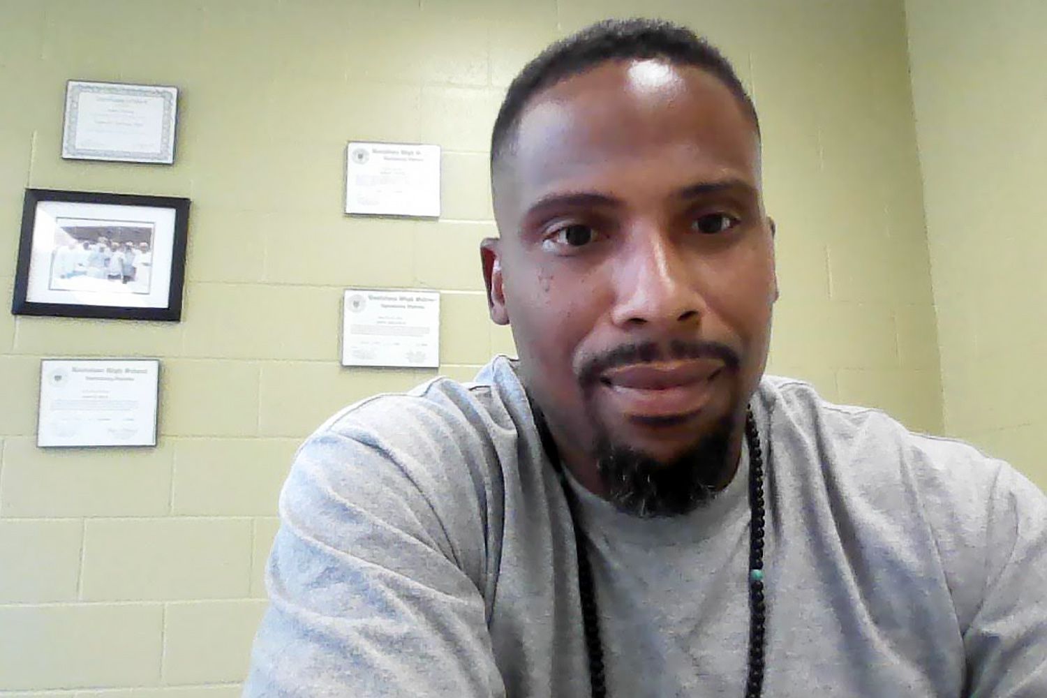 Murderer Executed with Nitrogen Gas in Method That Infringed on His