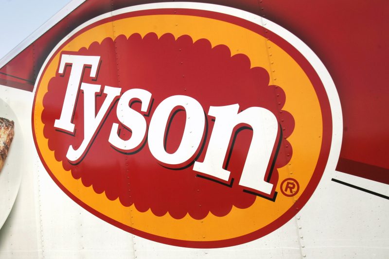 Tyson CEO’s pay rises 51% despite $1B beef loss<br><br>
