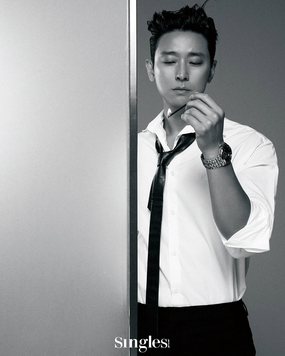 フォト】雑誌の表紙を飾ったチュ・ジフン、深みある眼差しと洗練された