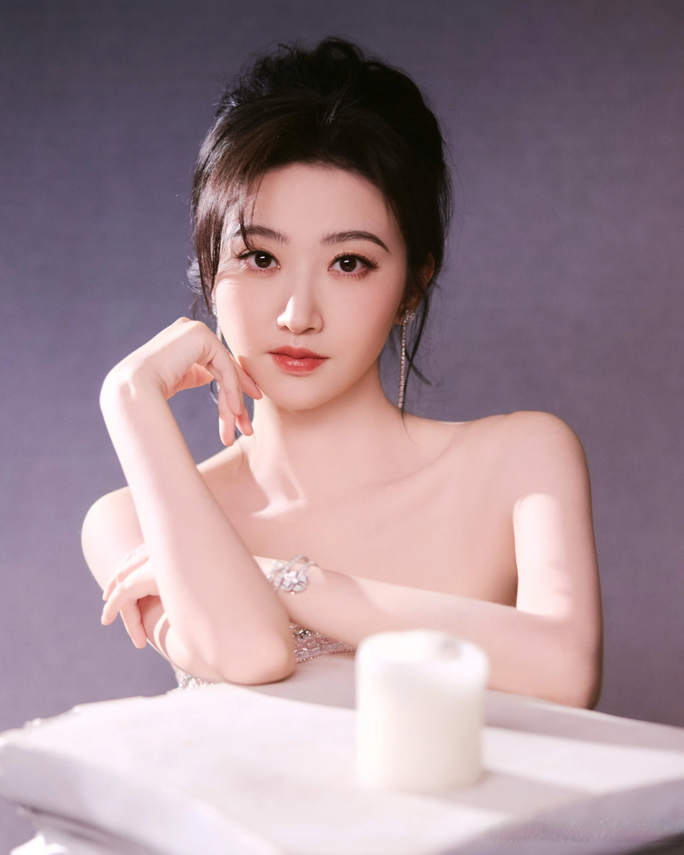 惊艳！剧耀东方2025电视剧品质盛典，女星造型全放送，谁胜一筹？