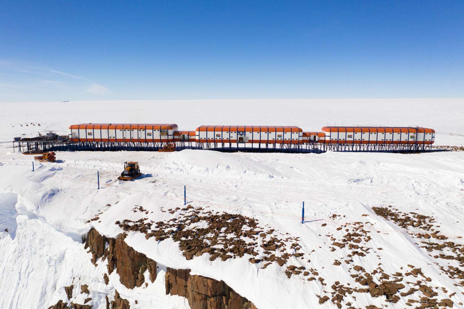 Team of Scientists to Remain at Isolated Antarctica Base After 1 of