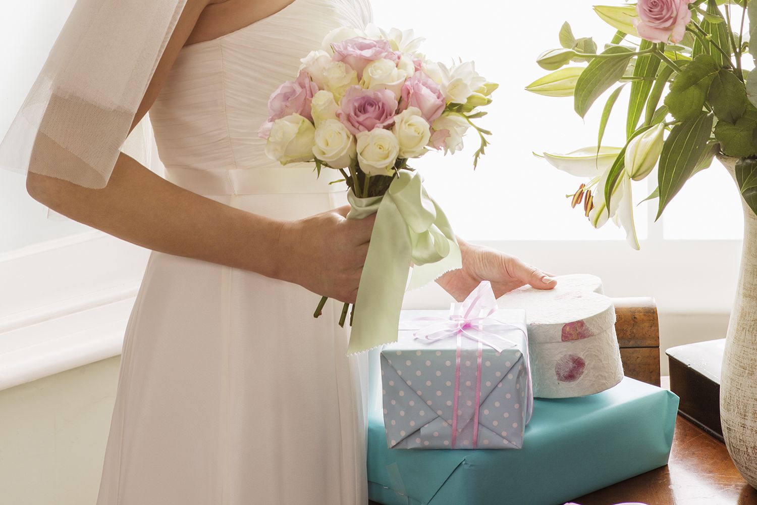 Groom Gets Arrested on His Wedding Day, Bride Refuses to Return Guests