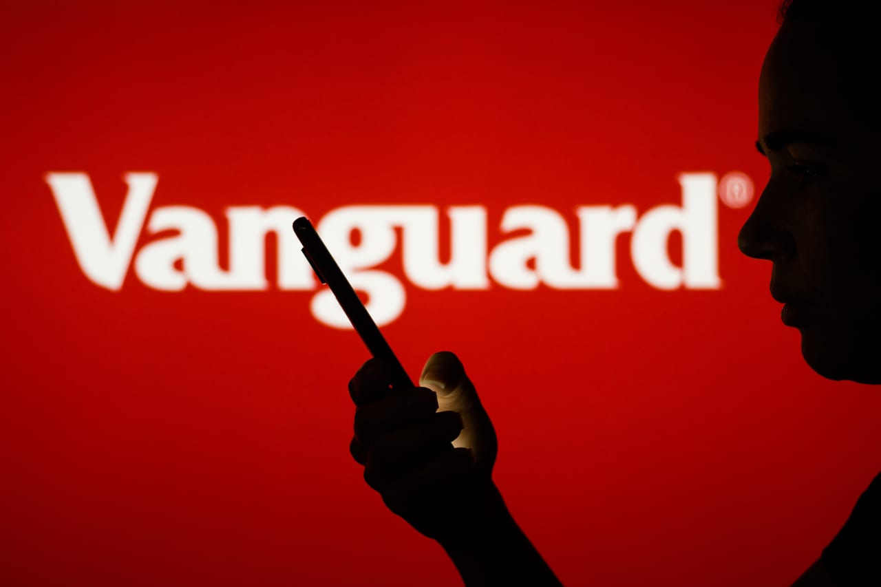 Vanguard to buy wealth platform Altruist. It's going after a business Schwab and Fidelity dominate.