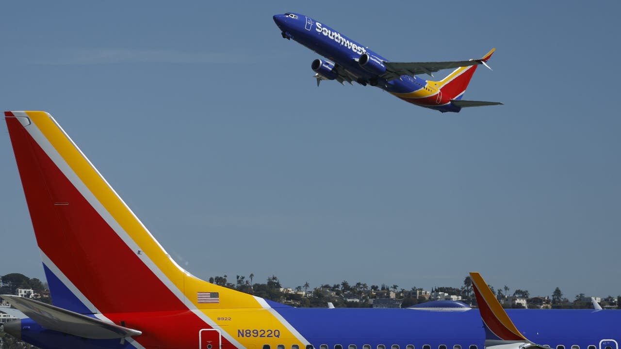 Southwest flight almost took off from taxiway, not runway, at Orlando