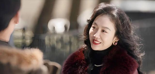 宋丹丹捧不红的干女儿，靠做饭吸粉百万，美厨娘姜妍终于被看见了