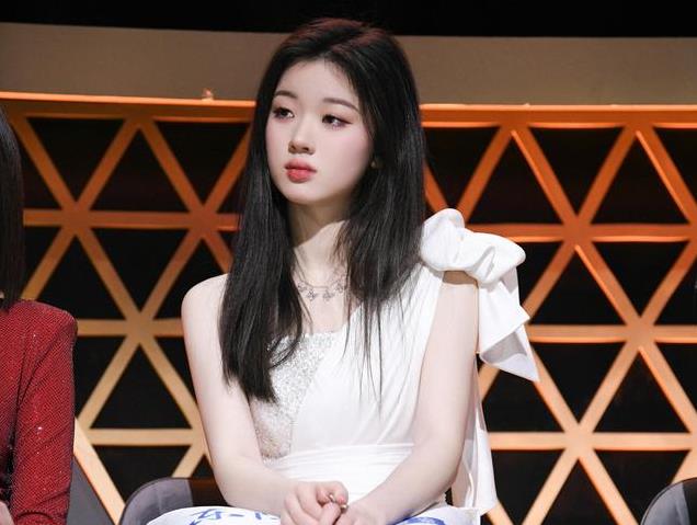 单依纯大胆转型！从清纯邻家女孩到热辣舞者，谁还认得她？