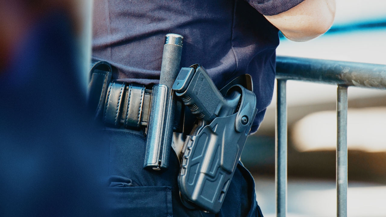 Why police departments are suddenly switching away from popular duty pistols<br><br>