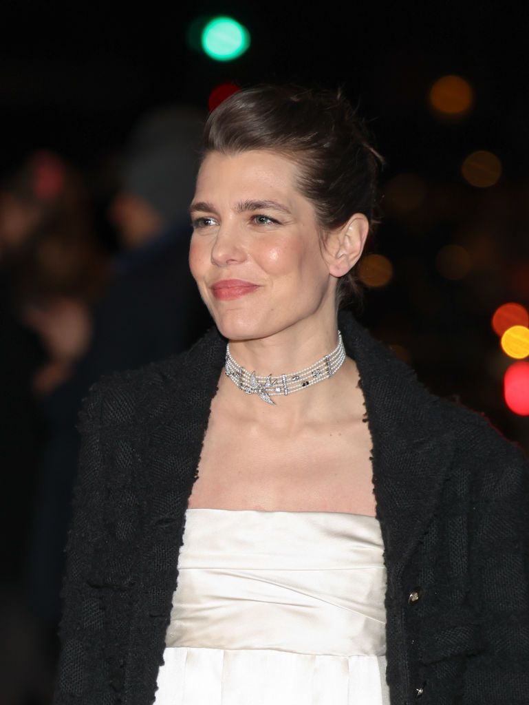 charlotte-casiraghi-news-trucco-capelli-fini