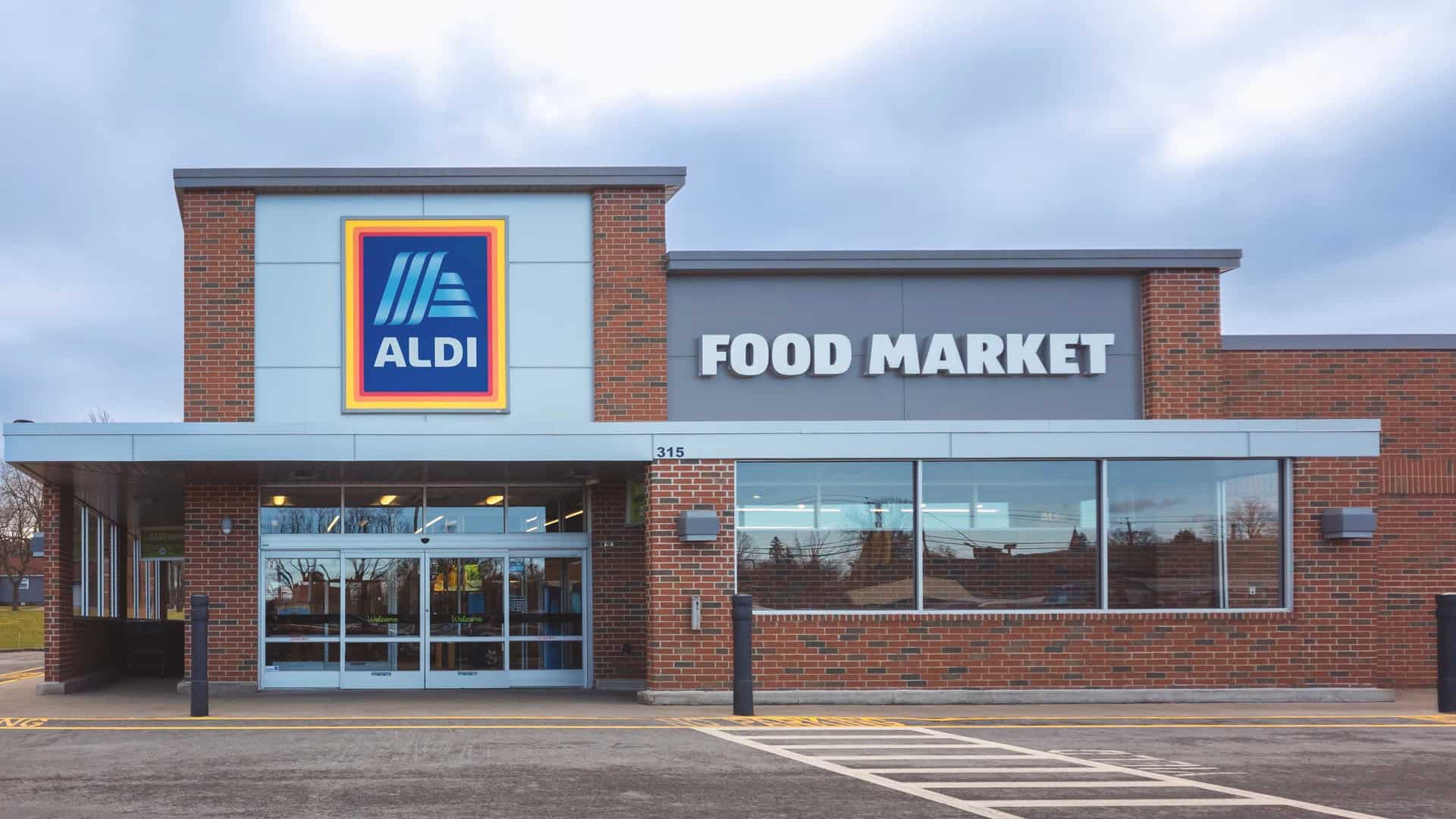 12 Best & Worst Things to Buy at Aldi