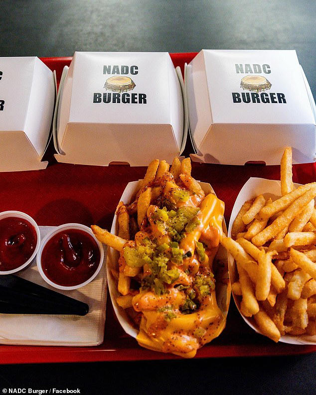 Texas-based burger chain is going viral for its no-frills menu that ...