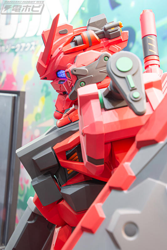 機動戦士Gundam GQuuuuuuX（ジークアクス）』白いガンダムや軽