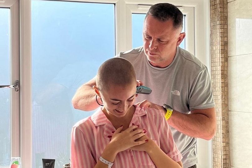 Scots "Cancer Dad" shares powerful blog posts as daughter battles disease(02)