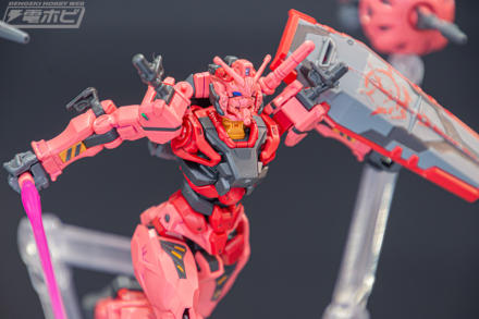 機動戦士Gundam GQuuuuuuX（ジークアクス）』白いガンダムや軽