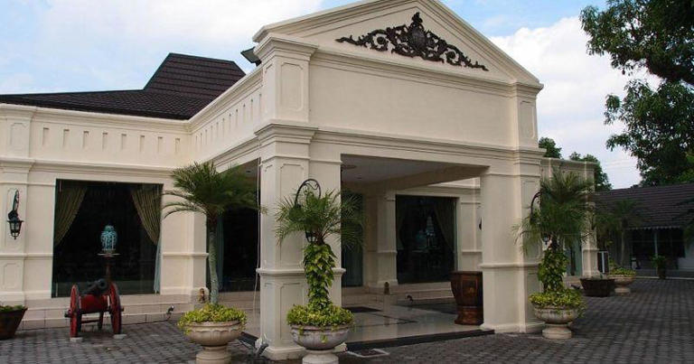 10 Tempat Wisata Solo Paling Hits yang Bikin Liburan Makin Seru