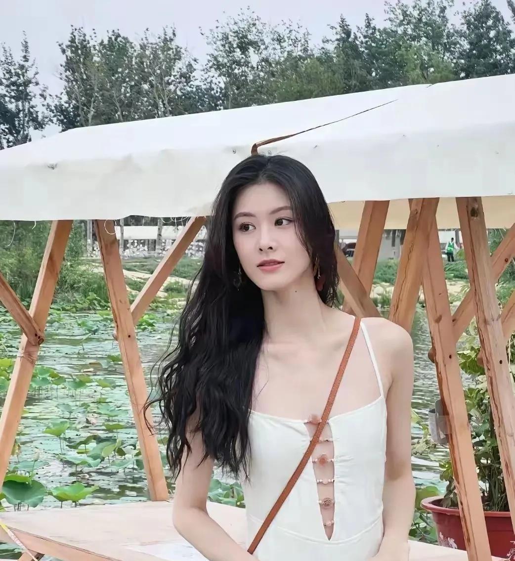 演技派女星的逆袭之路：不红，却成了她的王牌？