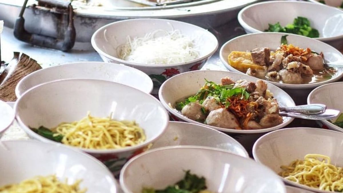 7 Bakso Paling Nikmat dan Populer di Bogor, Bikin Sobat PR Ketagihan! 1 AA1Bqv9d