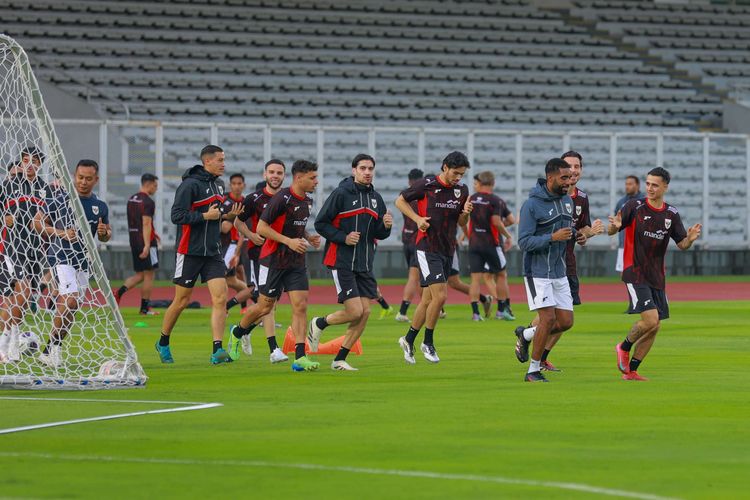 Manajer Timnas Indonesia dan Jay Idzes Buka Rahasia Ruang Ganti