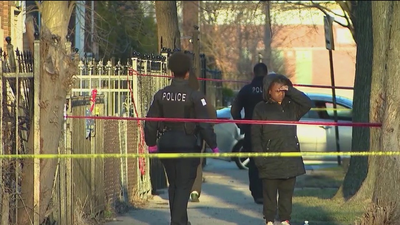 Chicago father arrested after 8yearold son fatally shot; postal