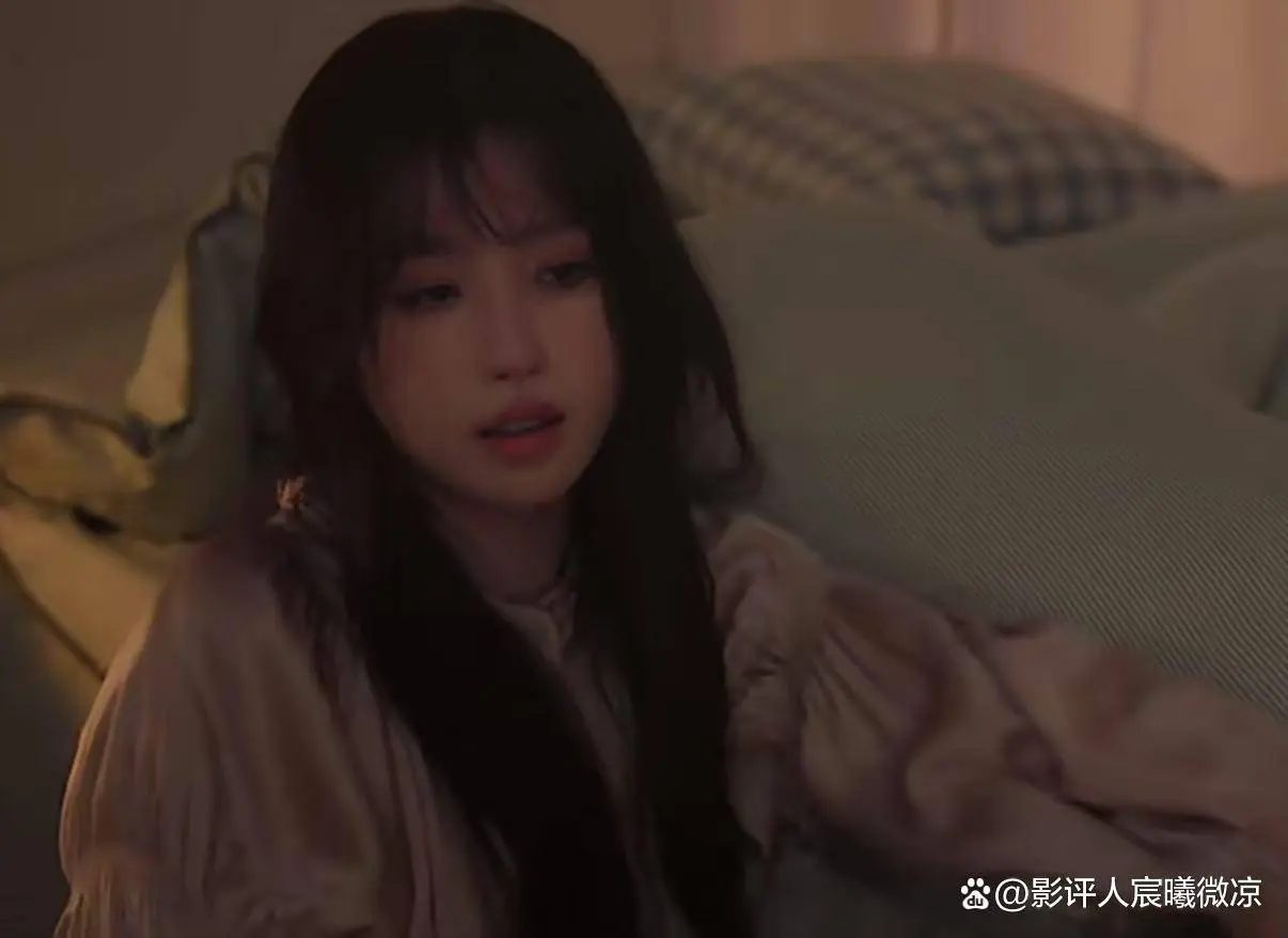 同样演“失恋”，31岁虞书欣与34岁李沁演出完全不同味道