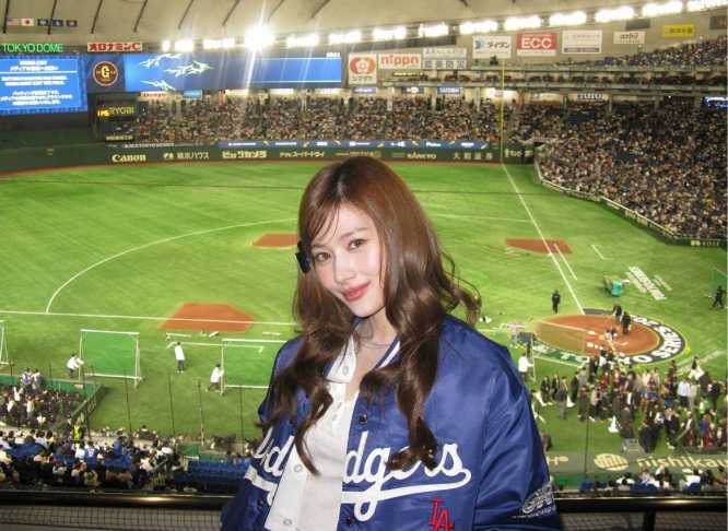 TWICE 9round ベースボール モモ サナ TWICE HOME9ROUND BASEBALL