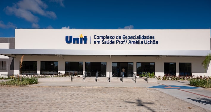 Complexo de Especialidades em Saúde leva o nome de Amélia Uchôa e custou R$ 20 milhões. Foto: Divulgação/Aluizio Accioly/Grupo Tiradentes