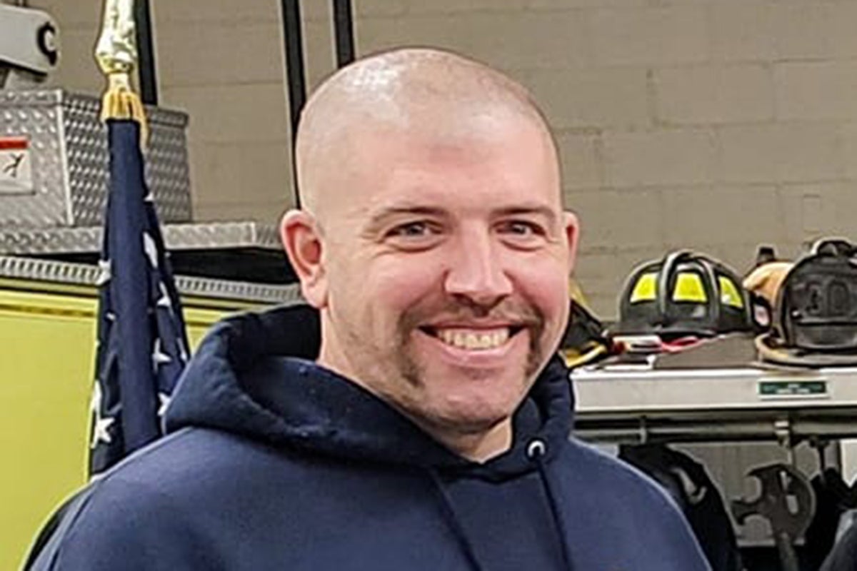 Fire chief accused of intentionally letting 3monthold daughter fall