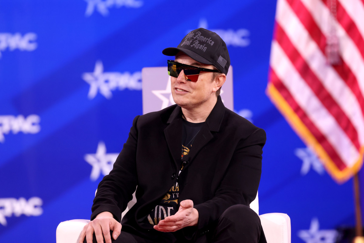 Elon Musk Super PAC offers Wisconsin voters 100 to sign petition ahead