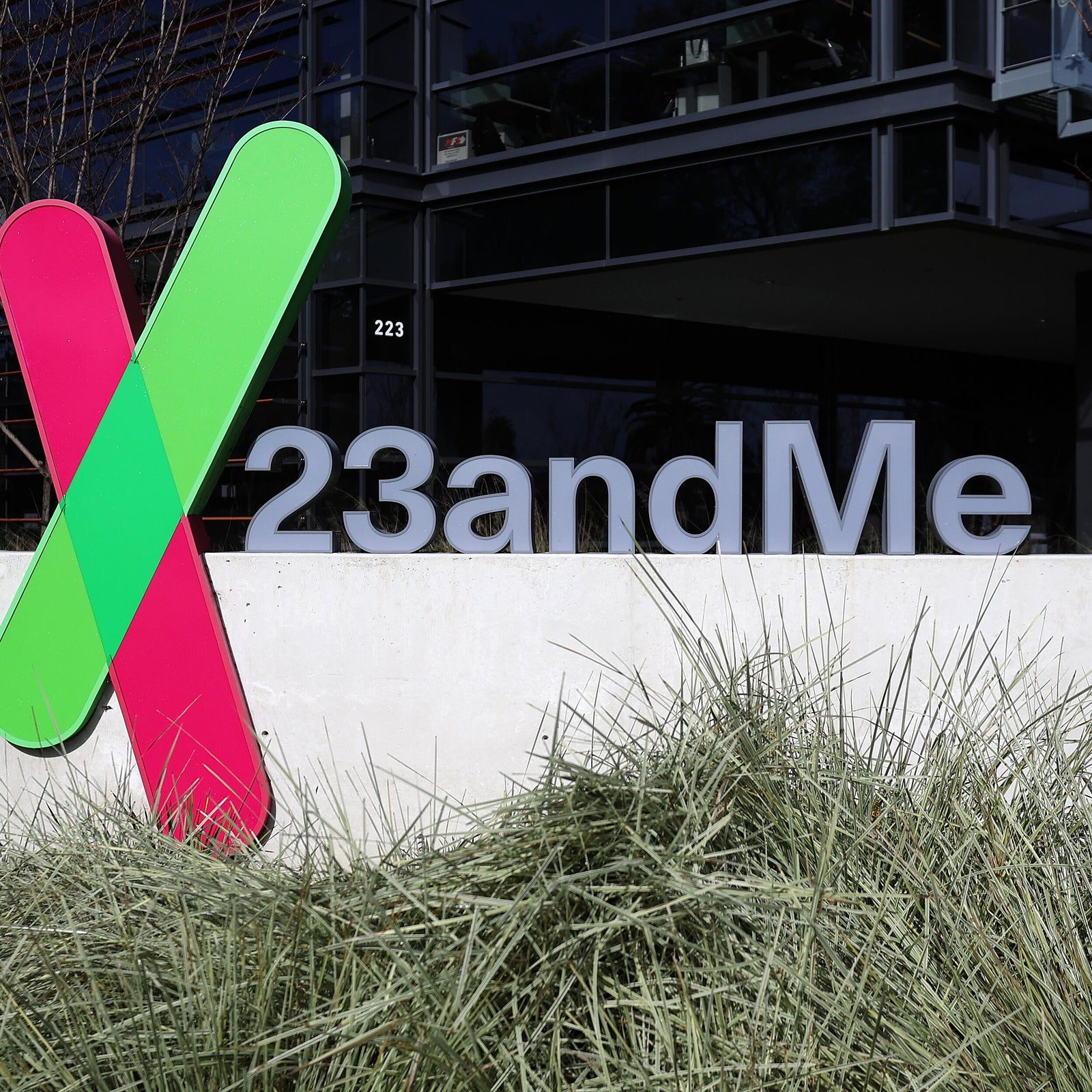 Here's how to delete your personal data, genetic sample from 23andMe