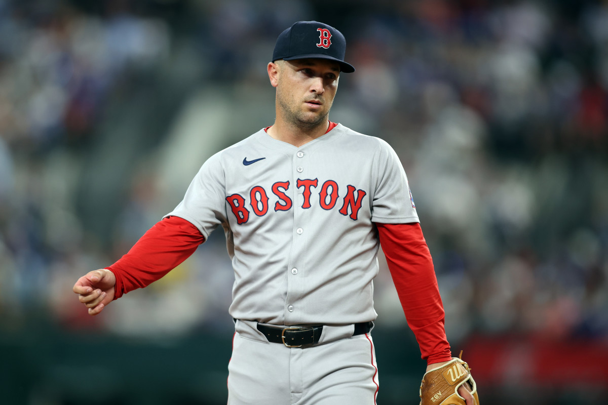 Red Sox All-Star Alex Bregman Set to Cash in After Devers Fallout
