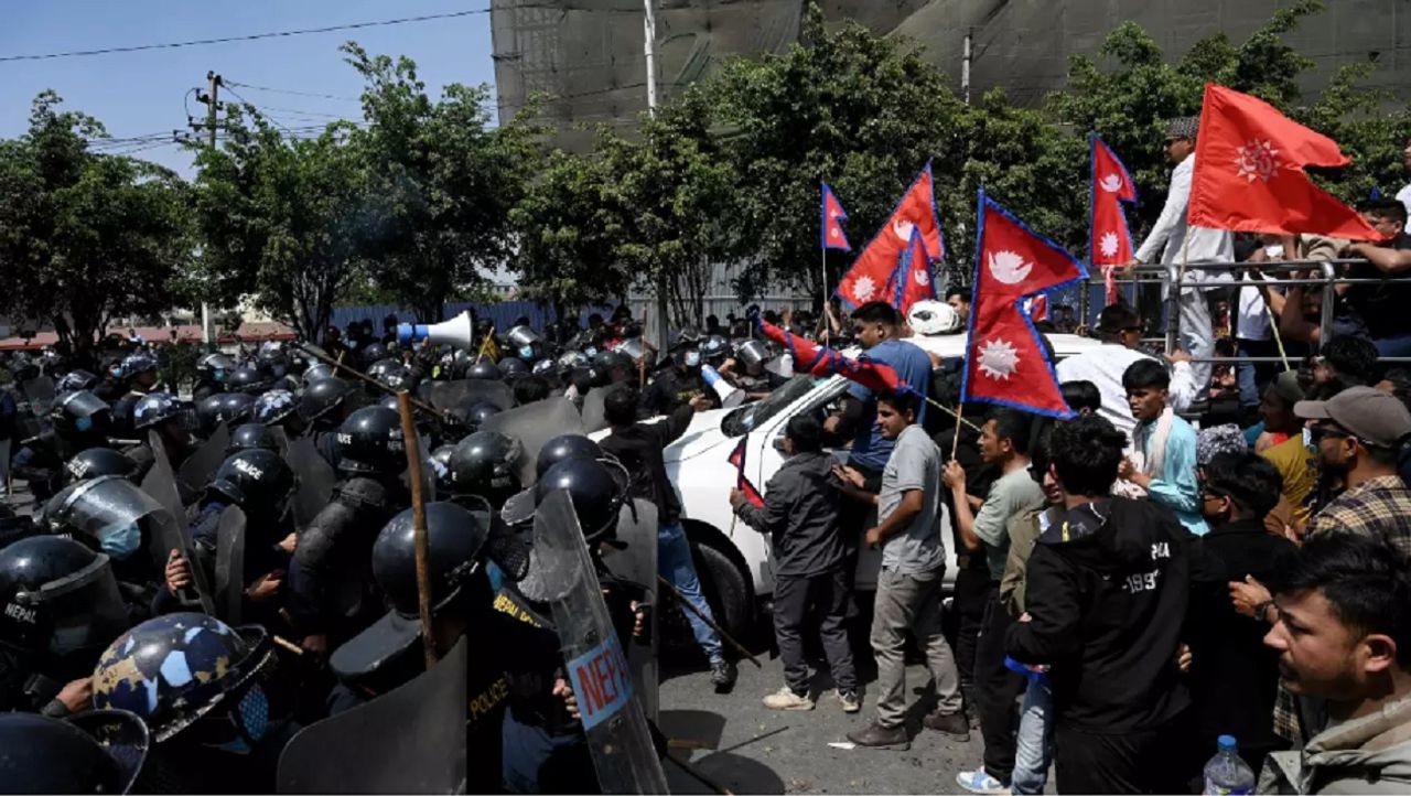 Nepal making a U-turn? Ex-Maoist guerrilla leads fight for return of monarchy, Hindu nation 