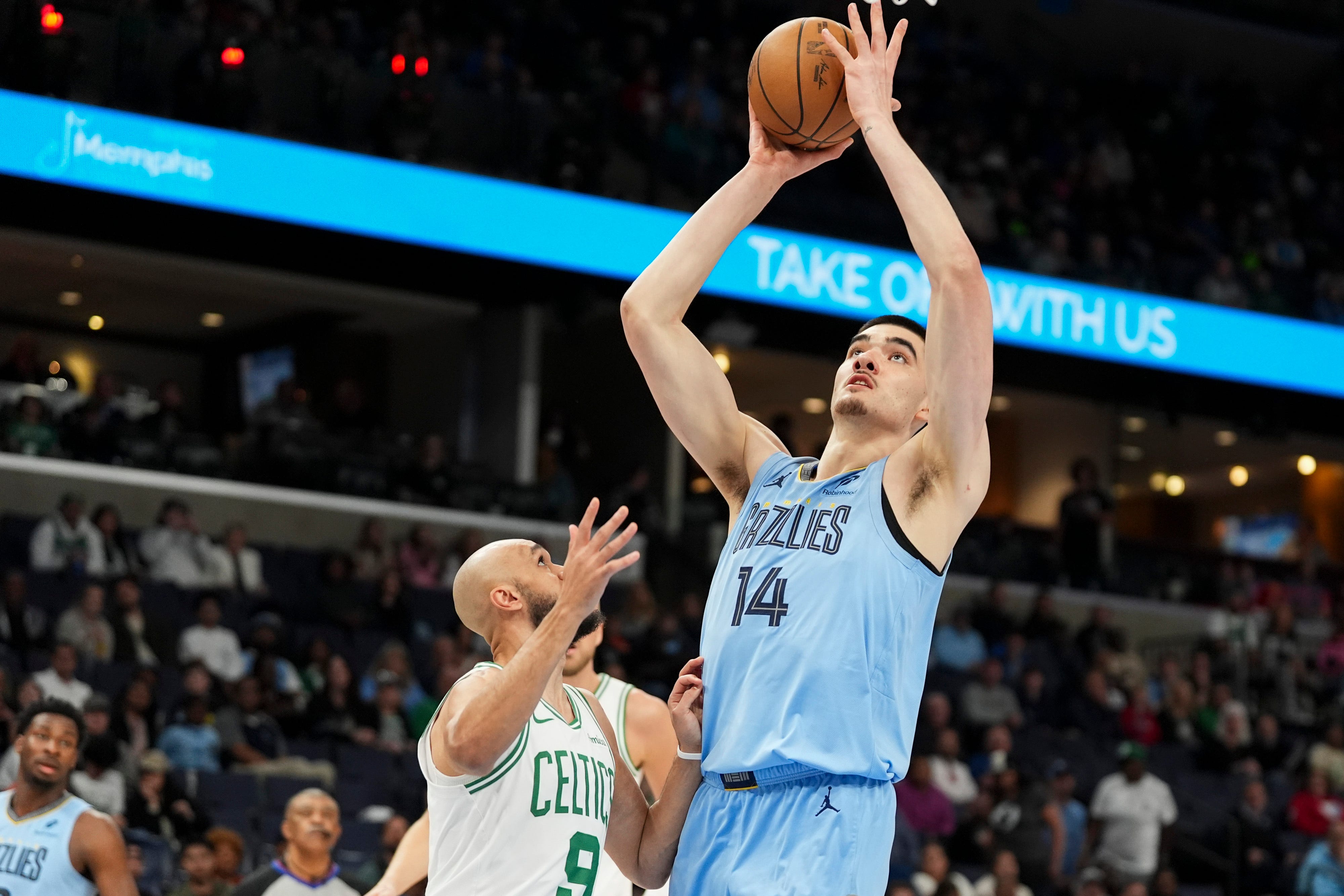 Why Zach Edey injury news overshadows Grizzlies' road win vs Pacers