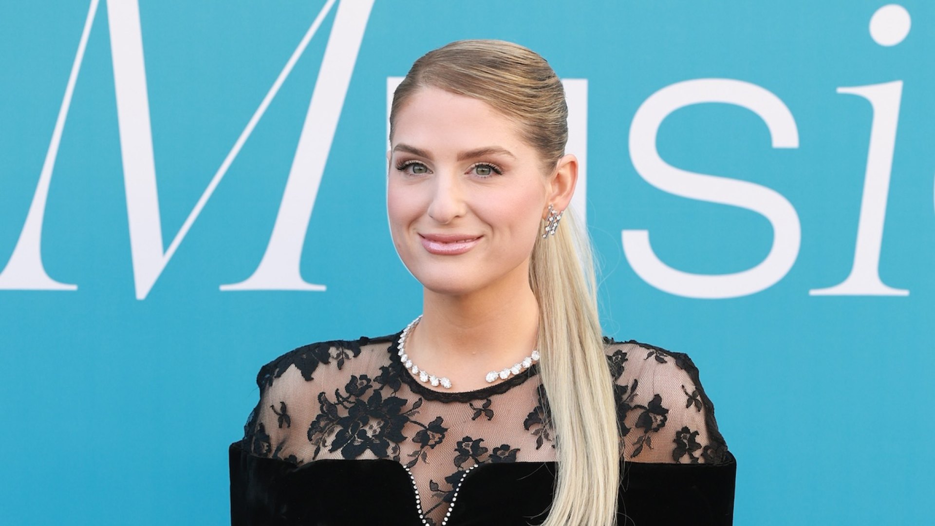 Meghan Trainor Admits to Using WeightLoss Drug After Her 2nd Pregnancy(00)