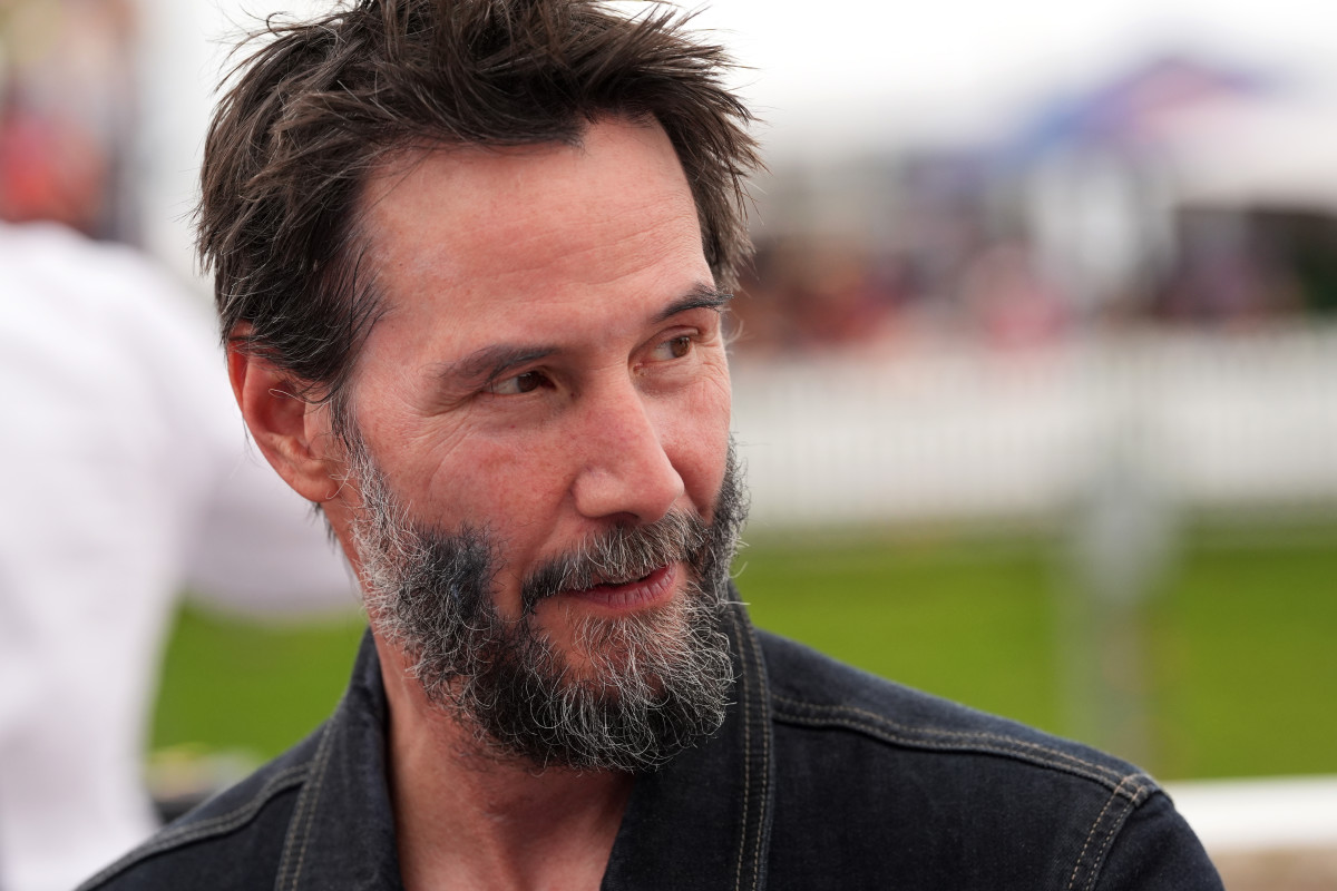 Keanu Reeves to Play Surprise Role as Villain in New Movie, per Report