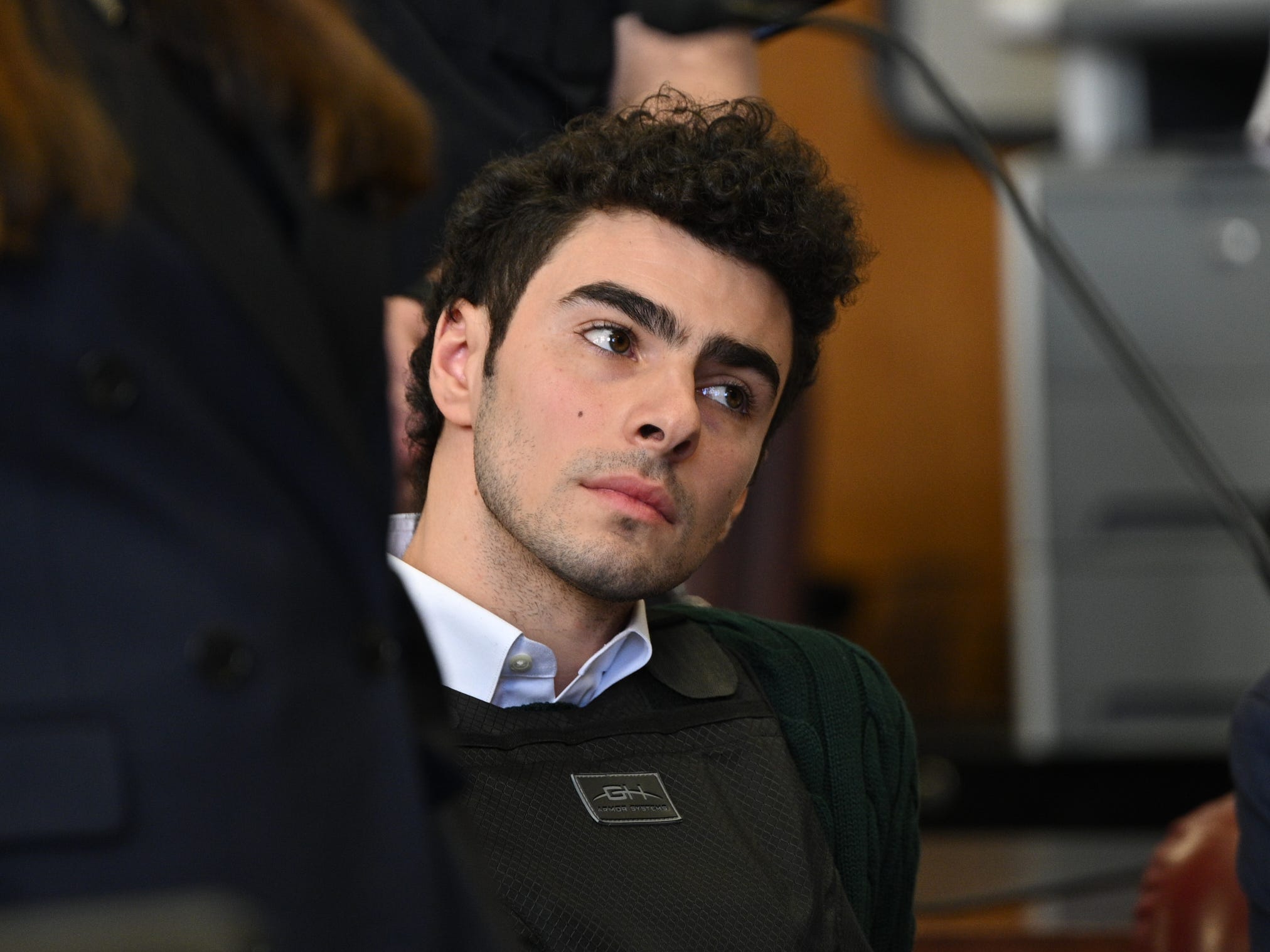 Luigi Mangione lawyer says feds are defending 'murderous healthcare