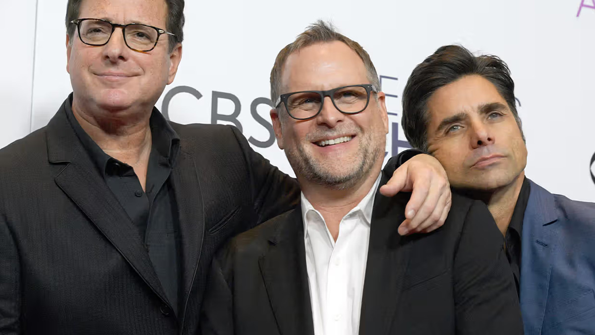 ‘Full House’ Star Dave Coulier CancerFree 5 Months After Being(00)