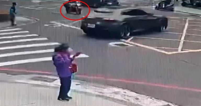 警方初步研判是轉彎車未禮讓直行車先行。（圖／翻攝自爆廢公社臉書）