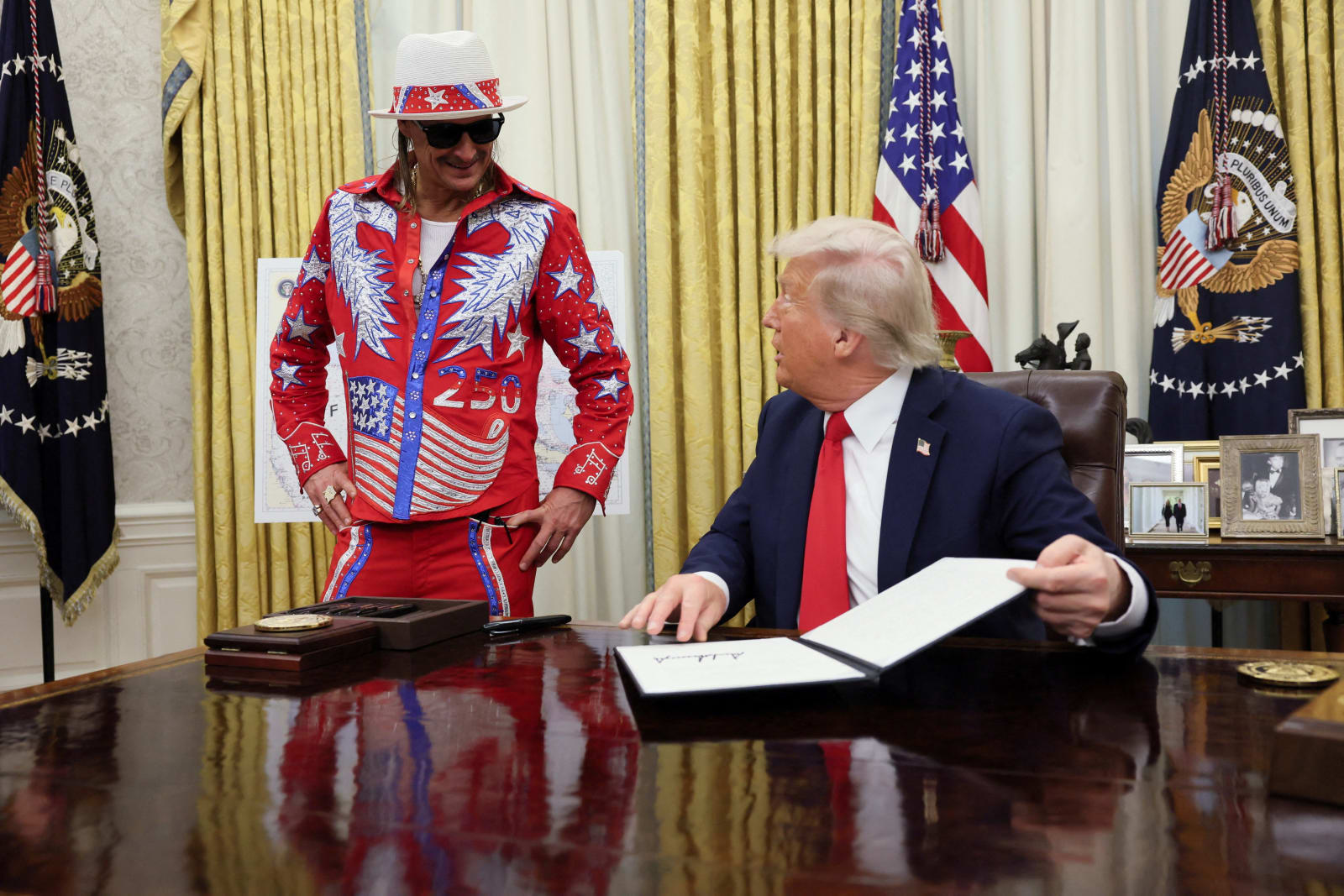 'Oozing class' Kid Rock mercilessly trolled for Oval Office cameo