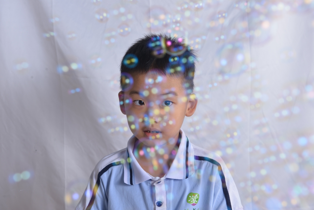 ��Ӱ��Ʒ�ľ�����˲����ֳ��Ա�֢��ͯ���ֺ�г��һ��