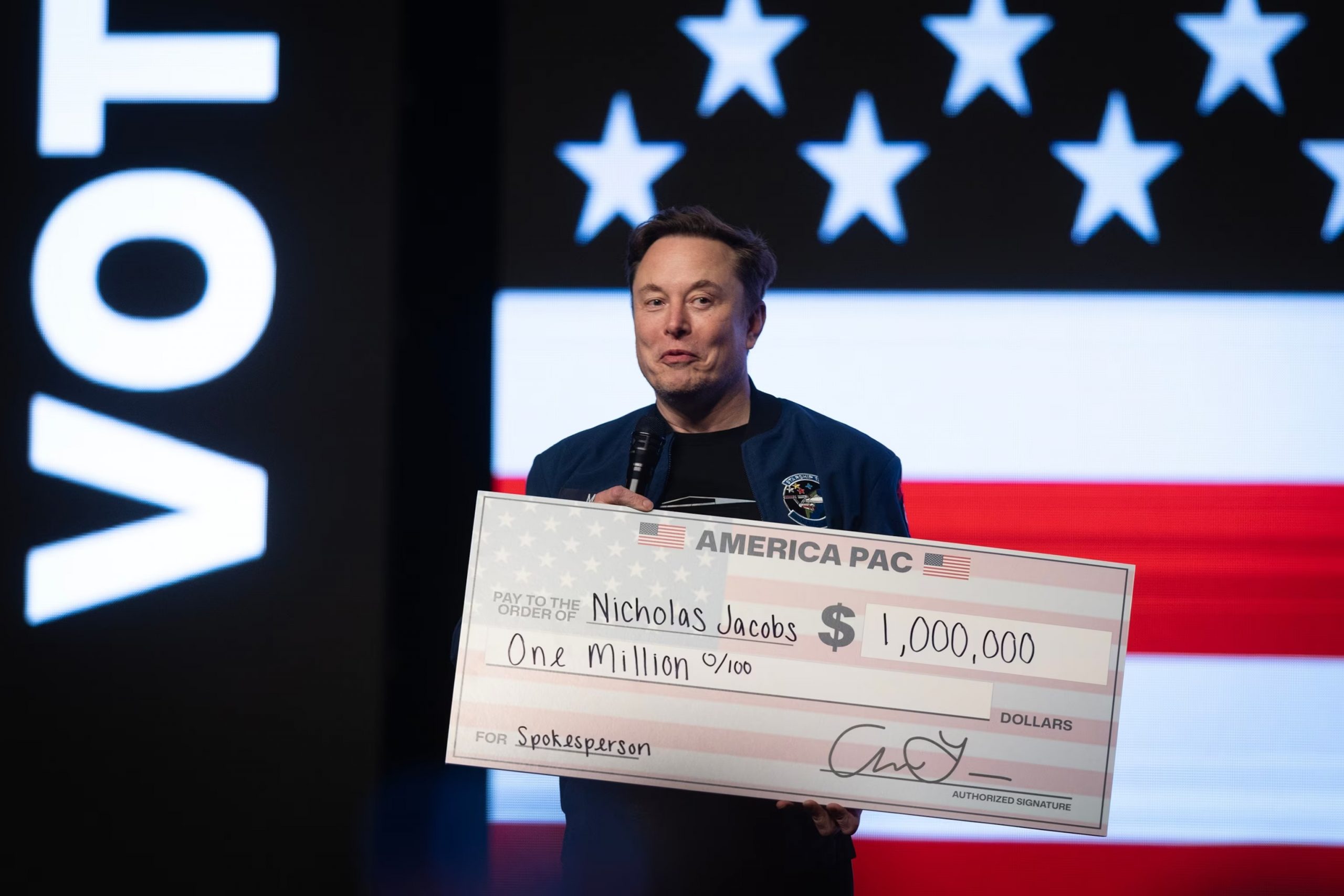 Elon Musk takes on Wisconsin supreme court race with 1 million in