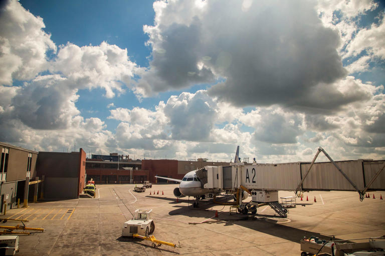 flying-from-the-des-moines-airport-in-april-2025-here-are-the-10