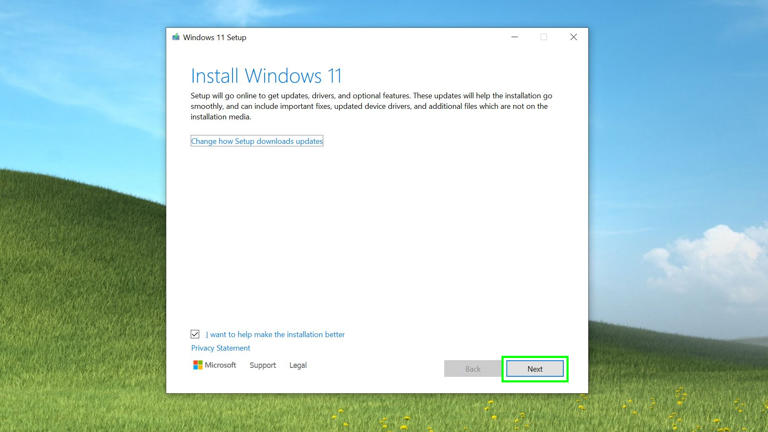 Windows 11 installer running on a Windows 10 PC