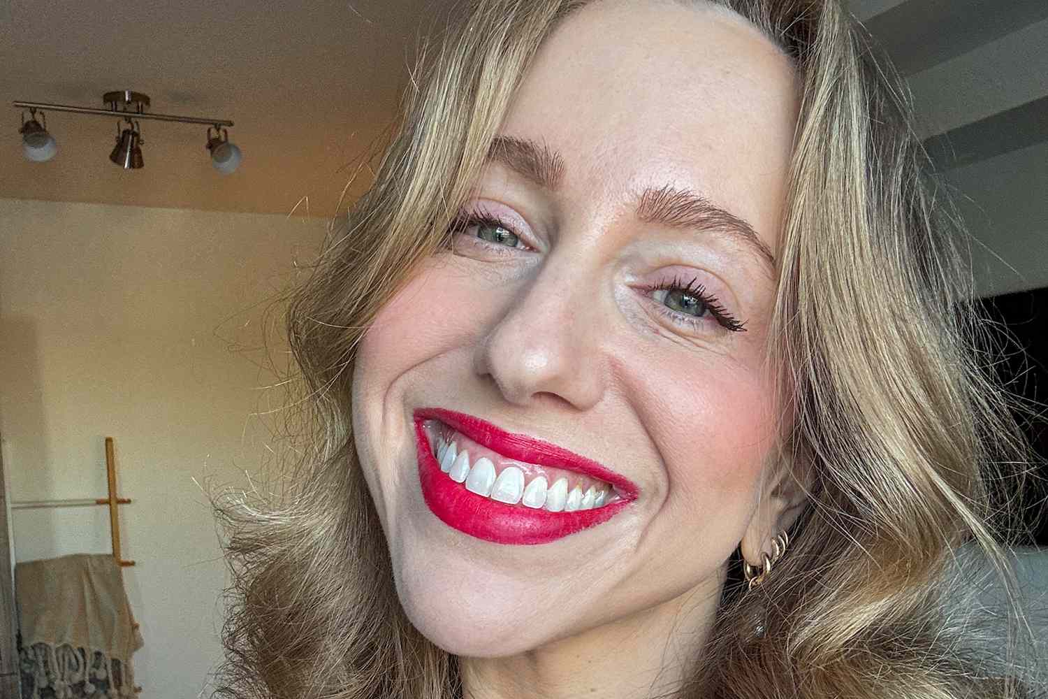 Woman Goes Viral with Story of How She Was Scammed Out of Thousands