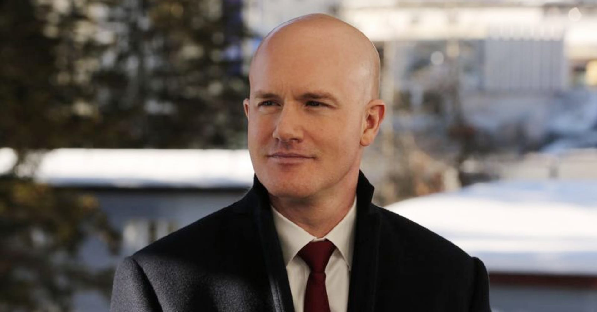 coinbase-shares-spike-as-crypto-exchange-set-to-join-s-p-500-replacing