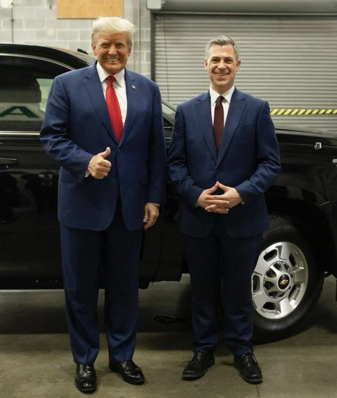 Jim Banks Tells Fired HHS Worker He 'Deserved It', Calls Him a 'Clown'